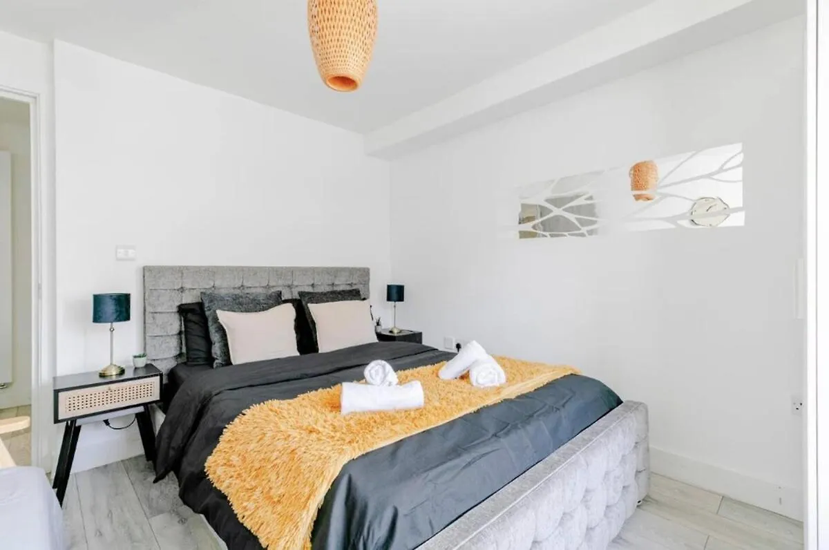 Apartment Luxury 6 Sleeps In Shoreditch London United Kingdom